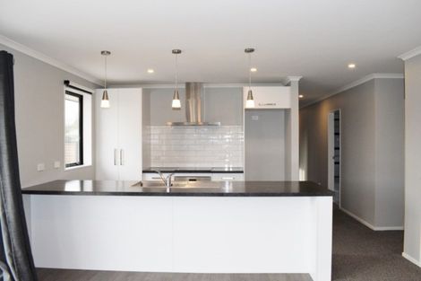 Photo of property in 3 Waihurihia Street, Otaki, 5512