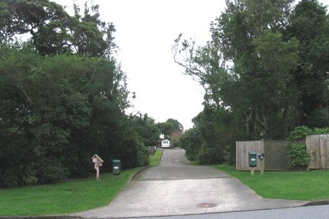 Photo of property in 7b Kakariki Grove, Waikanae, 5036