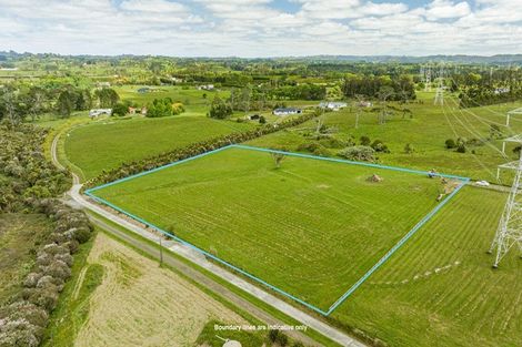 Photo of property in 163 Nixon Road, Taupaki, 0782