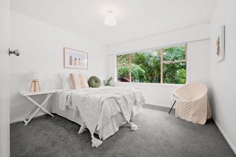 Photo of property in 2 Houchens Road, Glenview, Hamilton, 3206