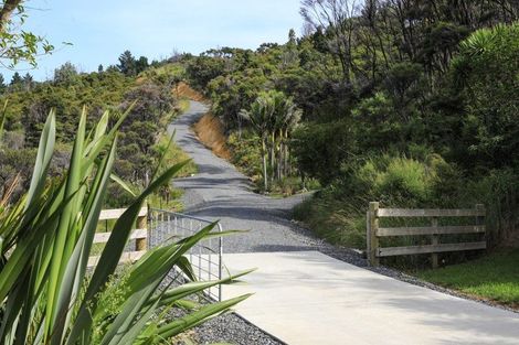 Photo of property in 58 Little Bay Drive, Waikawau, Coromandel, 3584