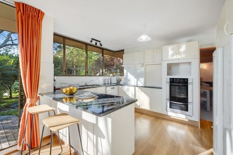 Photo of property in 12 Dayspring Way, Pakuranga, Auckland, 2010