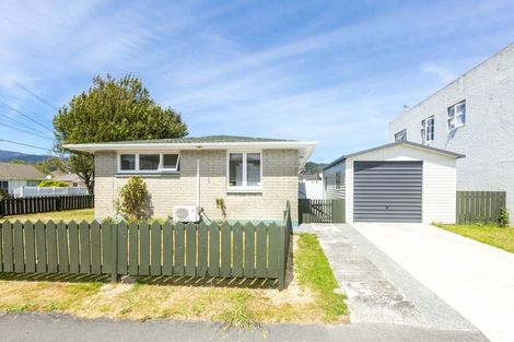 Photo of property in 26 Fraser Crescent, Elderslea, Upper Hutt, 5018