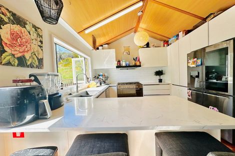 Photo of property in 89 Glendhu Road, Bayview, Auckland, 0629