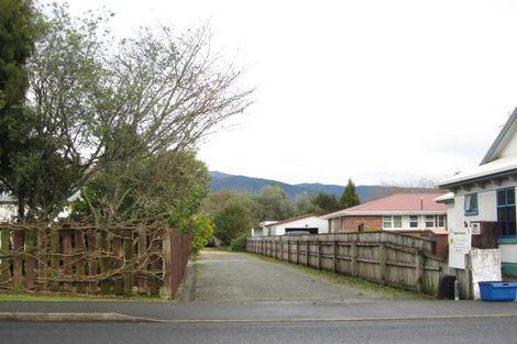 Photo of property in 149 Commercial Street, Takaka, 7110