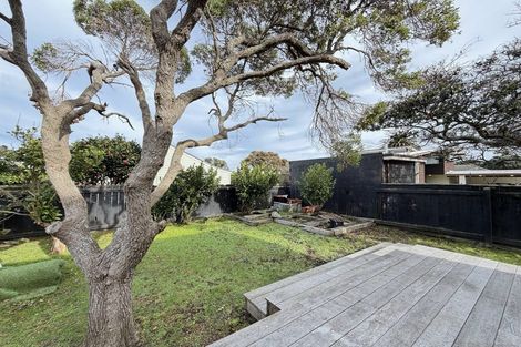 Photo of property in 50 Rex Street, Miramar, Wellington, 6022