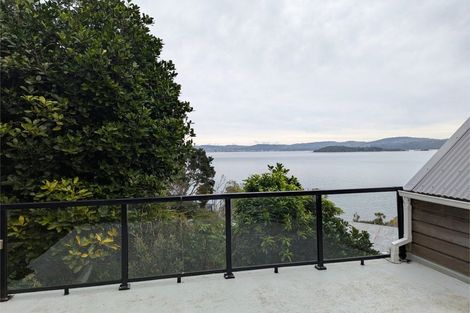 Photo of property in 14 Taungata Road, York Bay, Lower Hutt, 5013