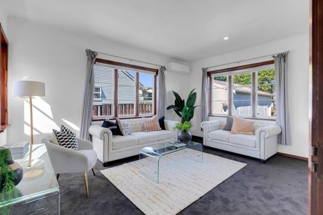 Photo of property in 103 Forest Lake Road, Forest Lake, Hamilton, 3200