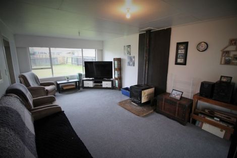 Photo of property in 16 Waipuna Place, Tokoroa, 3420