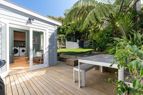 Photo of property in 166 Owen Street, Newtown, Wellington, 6021