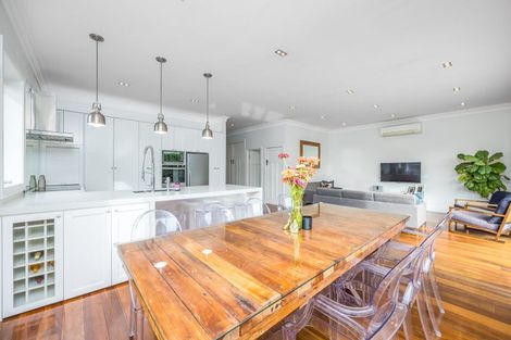 Photo of property in 16 Warwick Street, Morningside, Auckland, 1022
