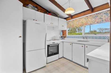 Photo of property in 28 Rexwood Street, Carterton, 5713