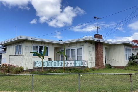 Photo of property in 75 Mount Smart Road, Onehunga, Auckland, 1061