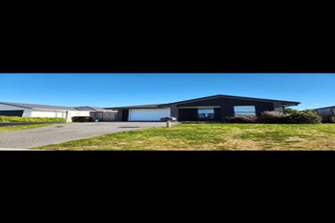 Photo of property in 11 Wawai Drive, Papamoa Beach, Papamoa, 3118