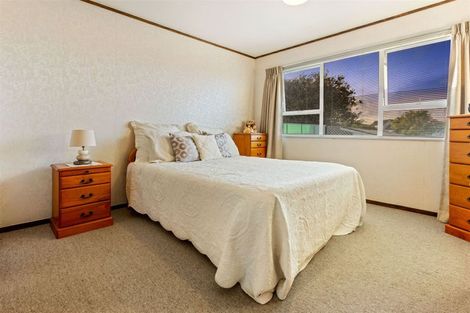 Photo of property in 176 Royal Road, Massey, Auckland, 0614