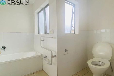 Photo of property in 15 Nikau Street, New Lynn, Auckland, 0600