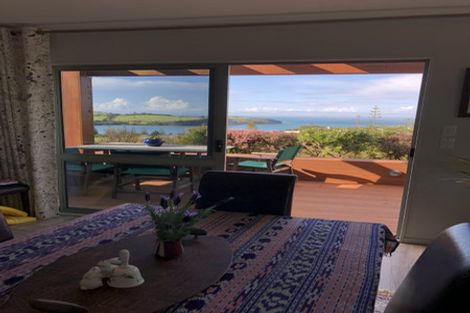 Photo of property in 1415 Whangaparaoa Road, Army Bay, Whangaparaoa, 0930