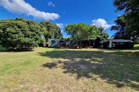 Photo of property in 106 Karaka Place, Matarangi, Whitianga, 3592