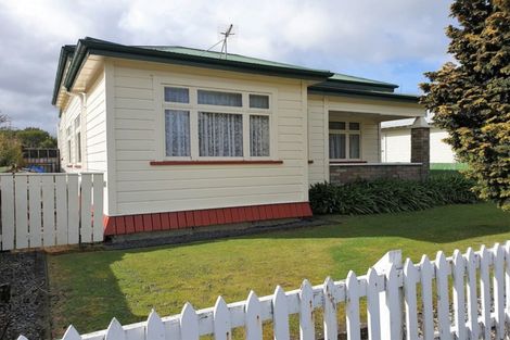 Photo of property in 43 Gordon Street, Dannevirke, 4930