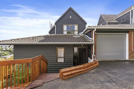 Photo of property in 2/15 Eastwood Rise, Browns Bay, Auckland, 0630