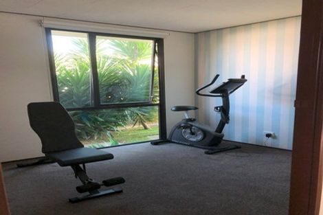 Photo of property in 5 Longstead Avenue, Papamoa Beach, Papamoa, 3118