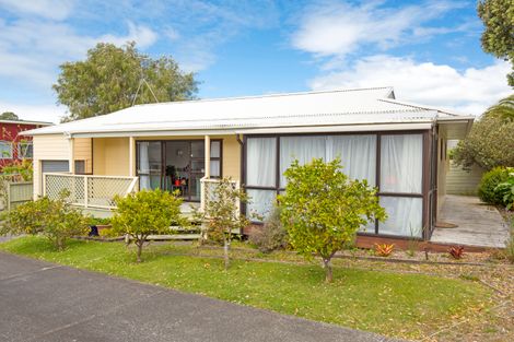 Photo of property in 19a Brixton Road, Manly, Whangaparaoa, 0930