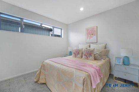 Photo of property in 27 John Gray Street, Papakura, 2110