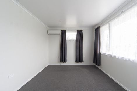 Photo of property in 27 Cotton Street, St Andrews, Hamilton, 3200