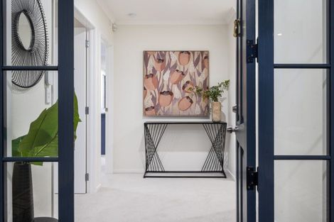 Photo of property in 101 Westerham Drive, Dannemora, Auckland, 2016