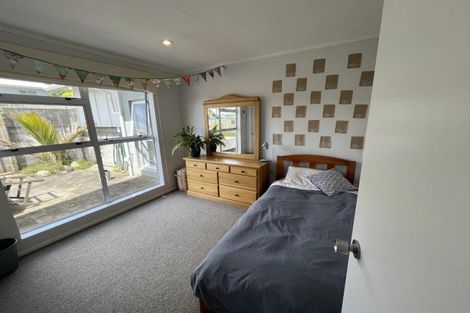 Photo of property in 57 Queens Road, Glen Avon, New Plymouth, 4312