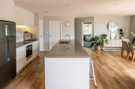 Photo of property in 68 Banks Boulevard, Whitby, Porirua, 5024