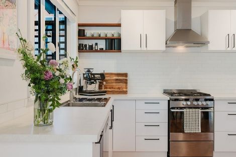 Photo of property in 42 Naylor Street, Hamilton East, Hamilton, 3216