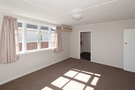 Photo of property in 9 Wilmot Street, Northcote, Christchurch, 8052