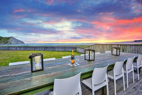 Photo of property in 215 Newcastle Street, Mahia, 4198