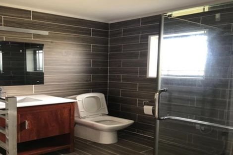 Photo of property in 113 Golfland Drive, Golflands, Auckland, 2013