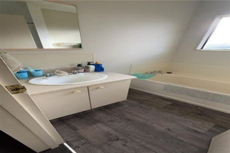 Photo of property in 40 Fitchett Street, Palmerston North, 4410