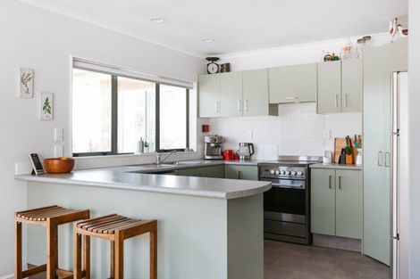 Photo of property in 5 Maggie Place, Ohauiti, Tauranga, 3112