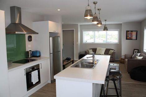 Photo of property in 39 Long Street, Raglan, 3225