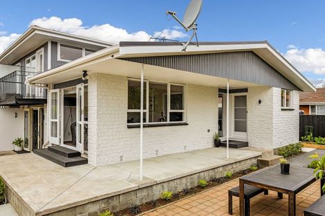 Photo of property in 2/15a Bennett Street, Saint Albans, Christchurch, 8052