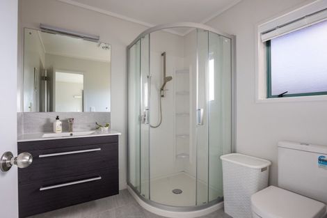 Photo of property in 22 Ashmore Drive, Frankleigh Park, New Plymouth, 4310