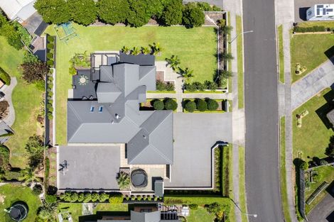 Photo of property in 5-7 Adam Lile Drive, Highlands Park, New Plymouth, 4312