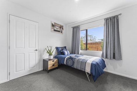 Photo of property in 18 Maadi Place, Papakura, 2110