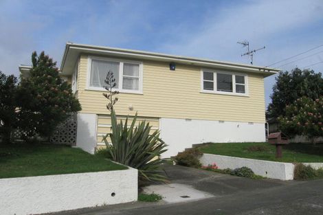 Photo of property in 54 Saint Johns Terrace, Tawa, Wellington, 5028