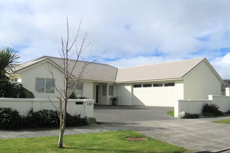 Photo of property in 117 Pacific Drive, Fitzherbert, Palmerston North, 4410