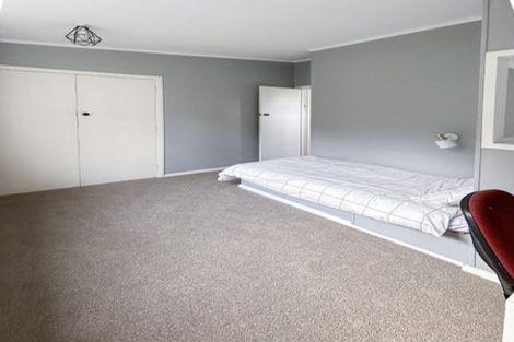 Photo of property in 73 Wyndham Road, Pinehaven, Upper Hutt, 5019