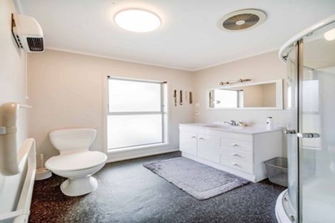 Photo of property in 10 Snowden Place, Opaheke, Papakura, 2113