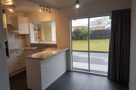 Photo of property in 17 Clouston Crescent, Fenton Park, Rotorua, 3010