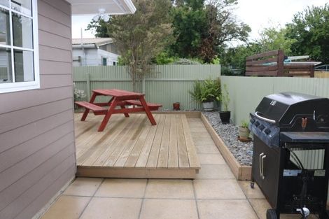 Photo of property in 39a Shamrock Street, Takaro, Palmerston North, 4412