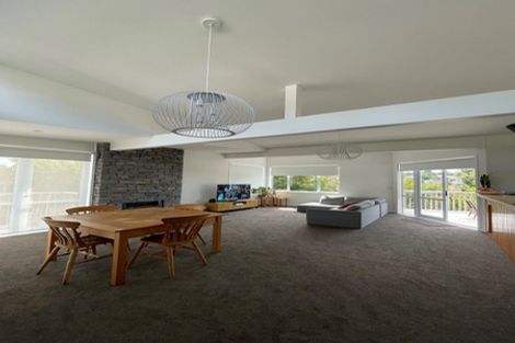 Photo of property in 22a Knightsbridge Drive, Forrest Hill, Auckland, 0620