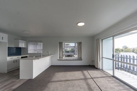 Photo of property in 3/2 Ruakiwi Road, Hamilton Lake, Hamilton, 3204